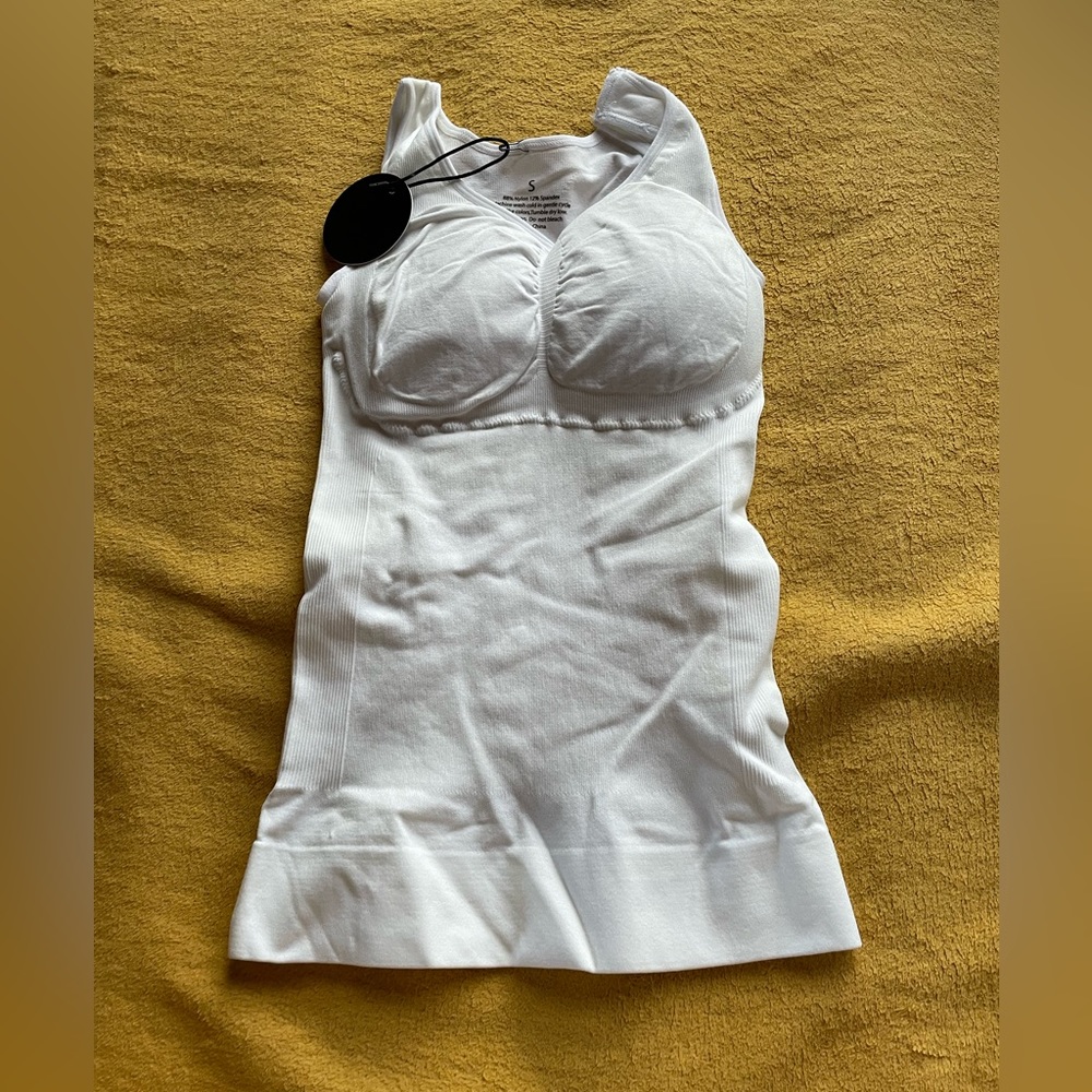 White Takhini!netags size small! Built in padding